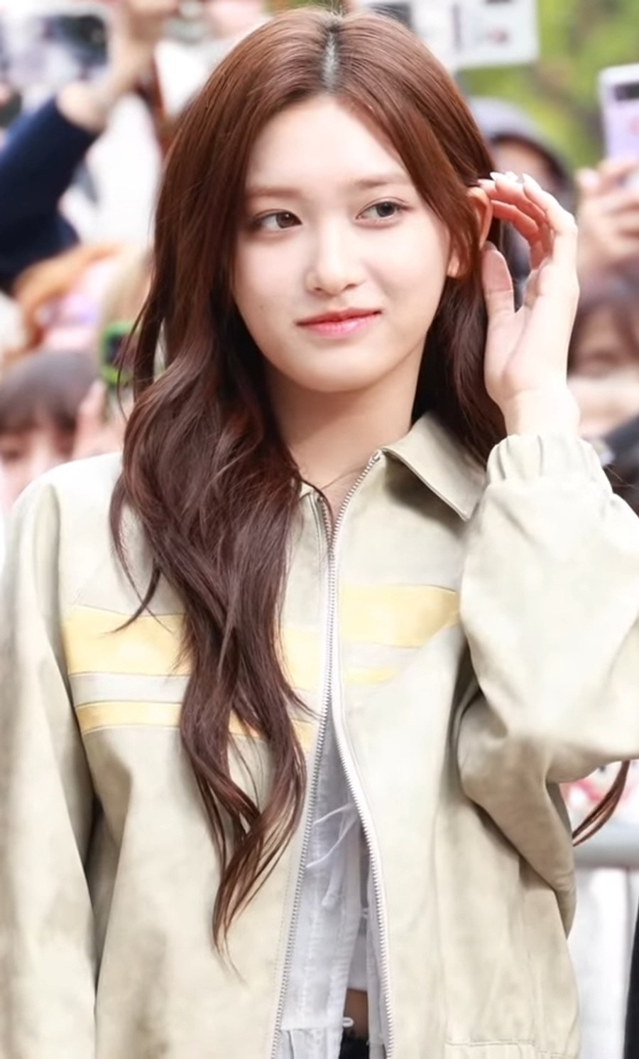 무대 위 이서 — 집중력과 섬세한 완성도