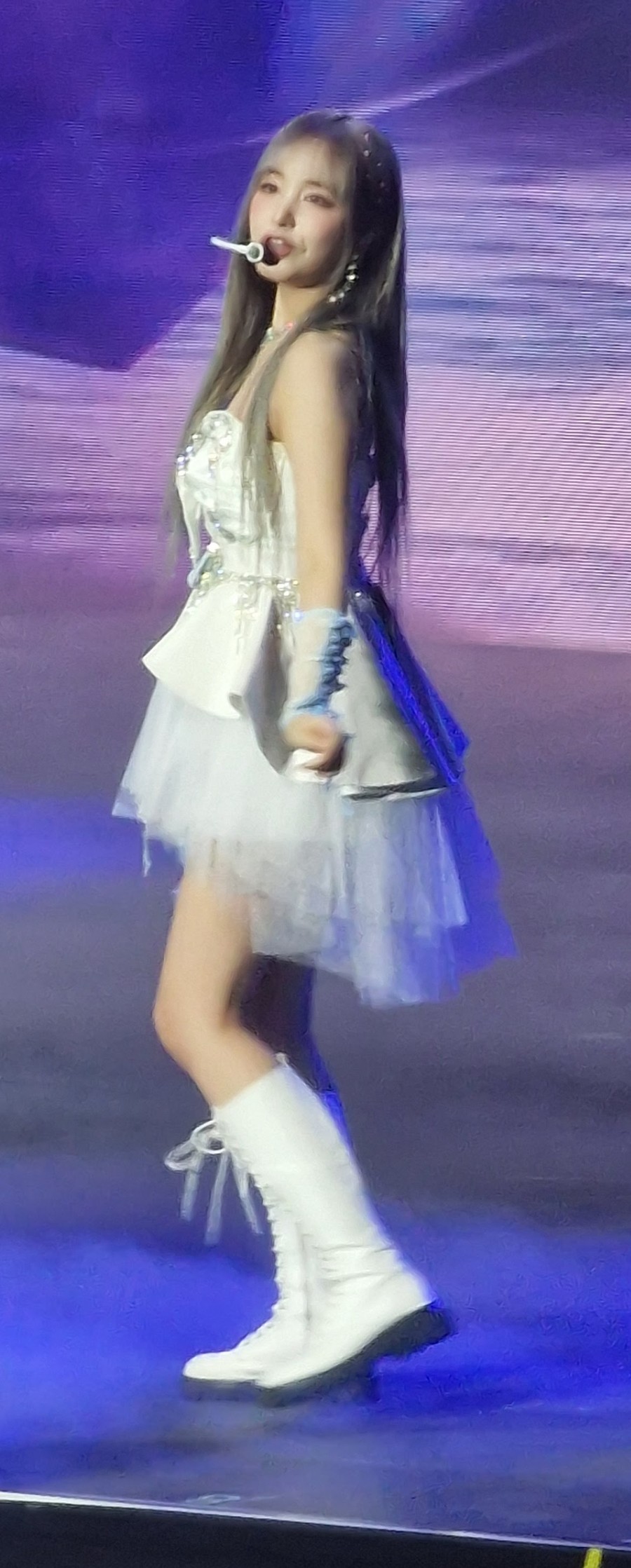 리즈가 ESFP인 결정적 이유 — 무대·예능·일상에서 보이는 패턴